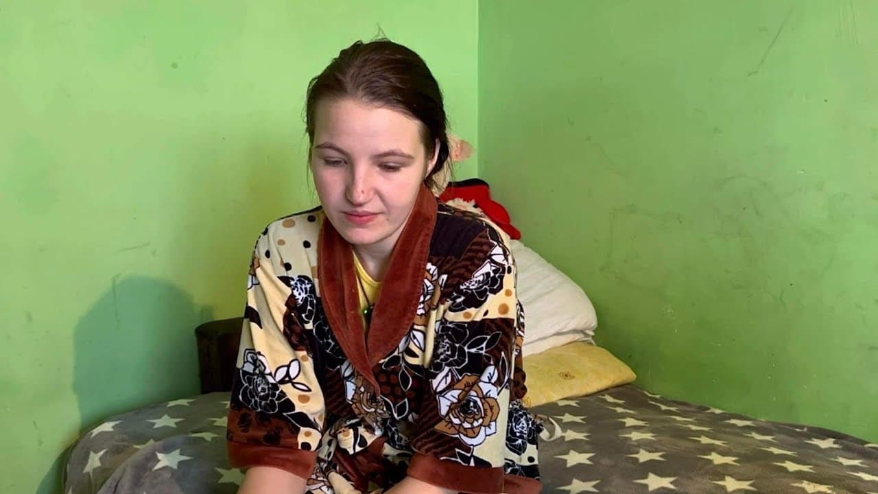 Povestea unei tinere din raionul Soroca, violate la 13 ani: Am fost nevoită să-l iert [VIDEO]