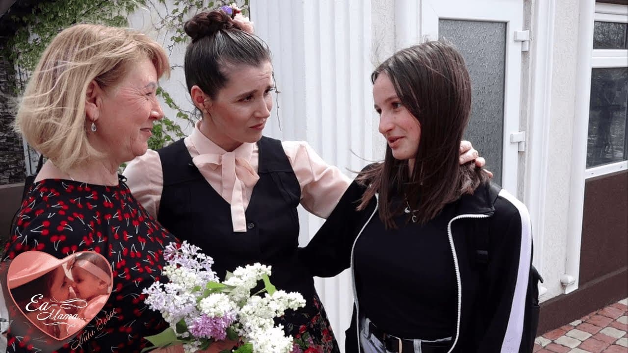 Mama lui Emilian Crețu, dezvăluiri șocante din căsnicie: Mă bătea cu picioarele [VIDEO]