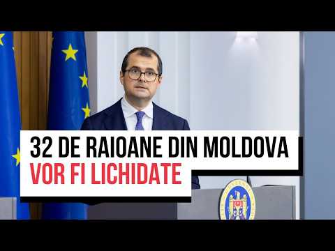 Hartă administrativă a Republicii Moldova pe o masă de lucru