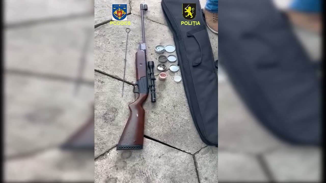(VIDEO) Drochia: Trei inși reținuți de mascați pentru trafic de substanțe interzise
