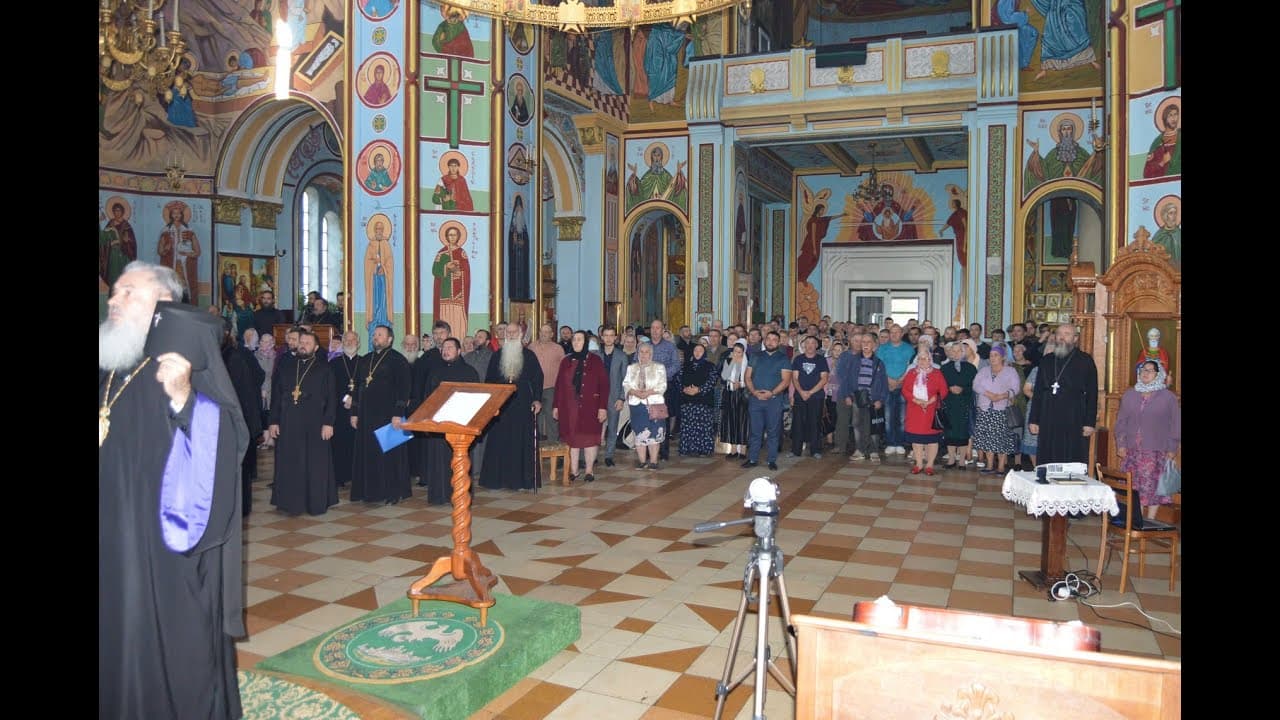 Încalcă cuvântul Domnului? Episcopul Marchel face campanie electorală pentru Victoria Furtună