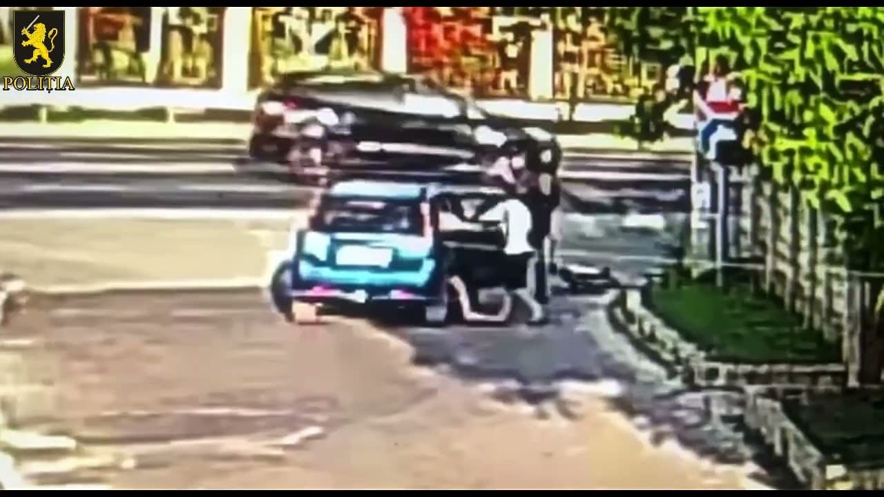 Jaf în plină zi la Criuleni: Patru suspecți, inclusiv o femeie, reținuți de poliție (VIDEO)