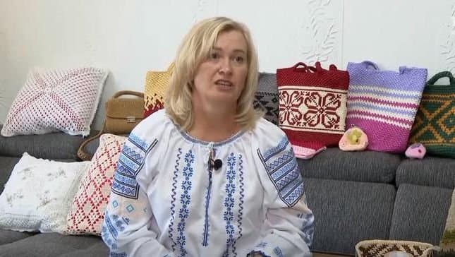 Puhăceni, Anenii Noi: peste 200 de genți croșetate, purtate din SUA până în Dubai