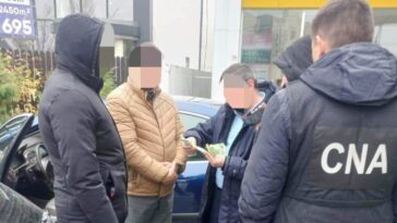 Avocat reținut de CNA